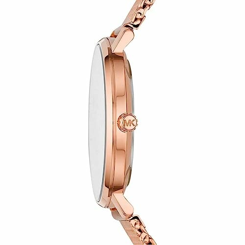 Vue latérale d'une montre en or rose.