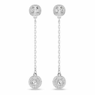 Boucles d'oreilles pendantes en argent avec cristaux.